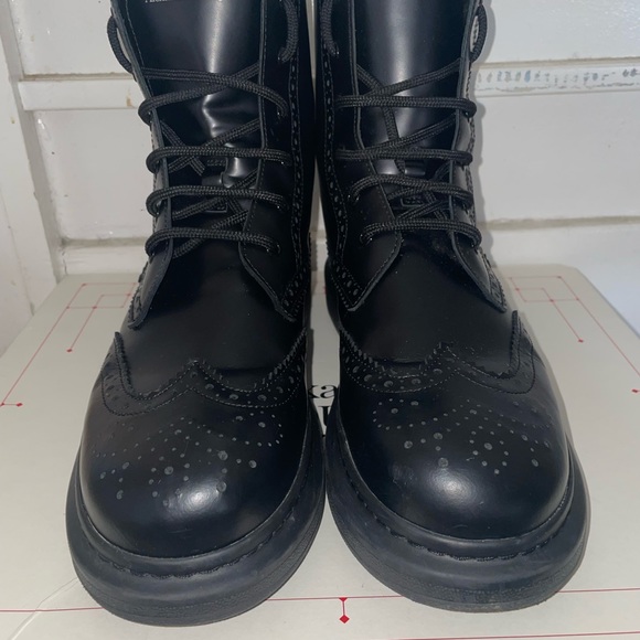 Alexander McQueen BrogueWingtipLeather Platform Combat boots main image 5